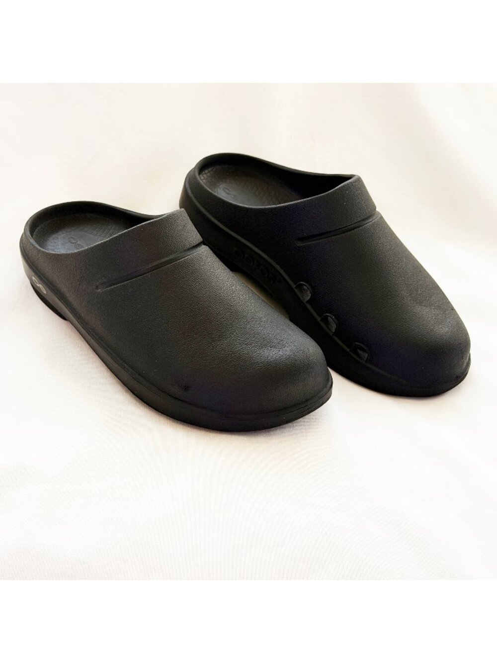OOFOS OOcloog Clog Womens 7 Black OOfoam Comfort Slip On Recovery Nursing Shoes